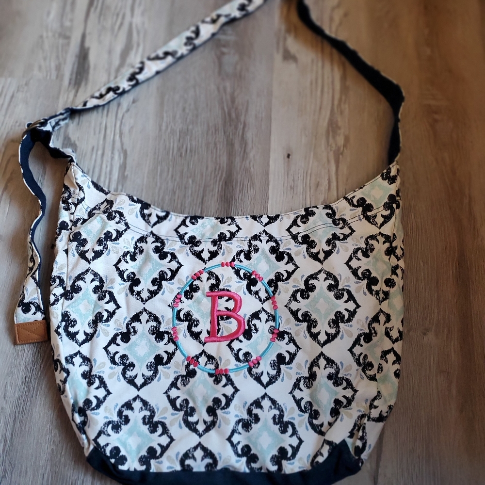 Thirty-One Retro Metro Hobo Crossbody Fab Flourish w/hot pink B embroidery NWOT